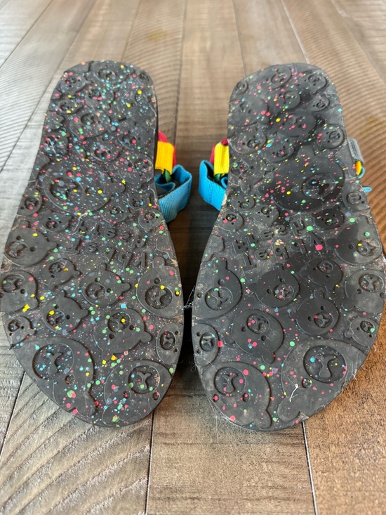 Sandals_&_Flip_Flops